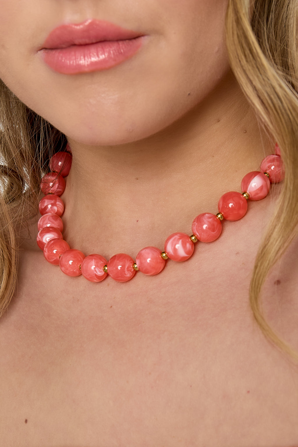 Collana di perline con perle dorate da 135 mm