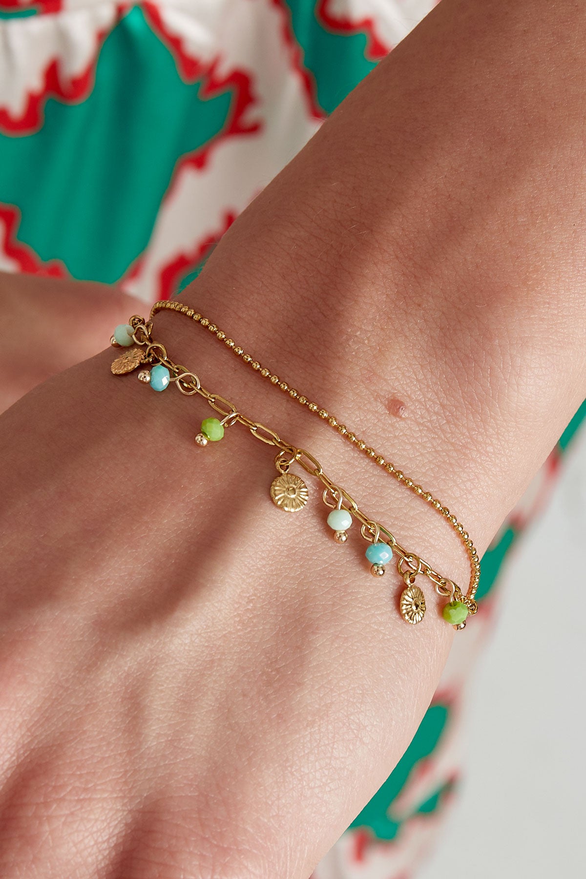 Bracciale con monete e perline - rosa/Colore oro 