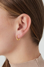 orecchini con diamanti abbaglianti