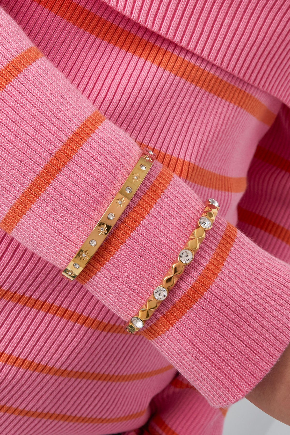 bracciale in rilievo di diamanti