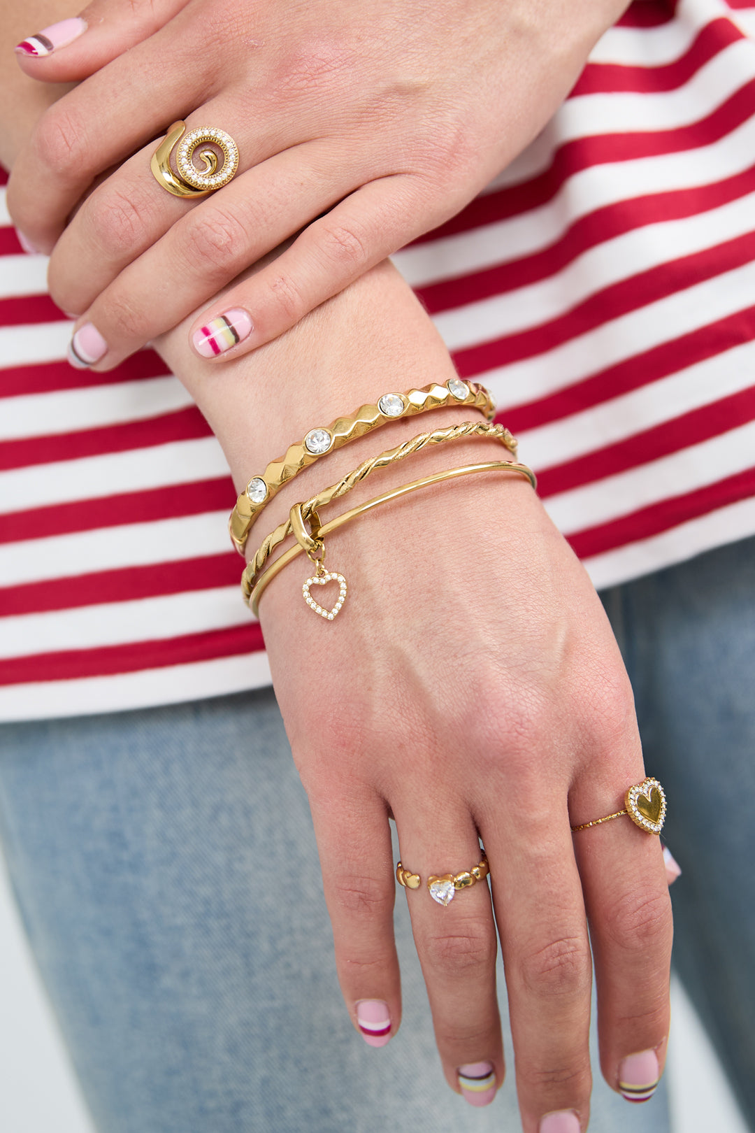 Braccialetti con ciondolo a forma di fiore pendente