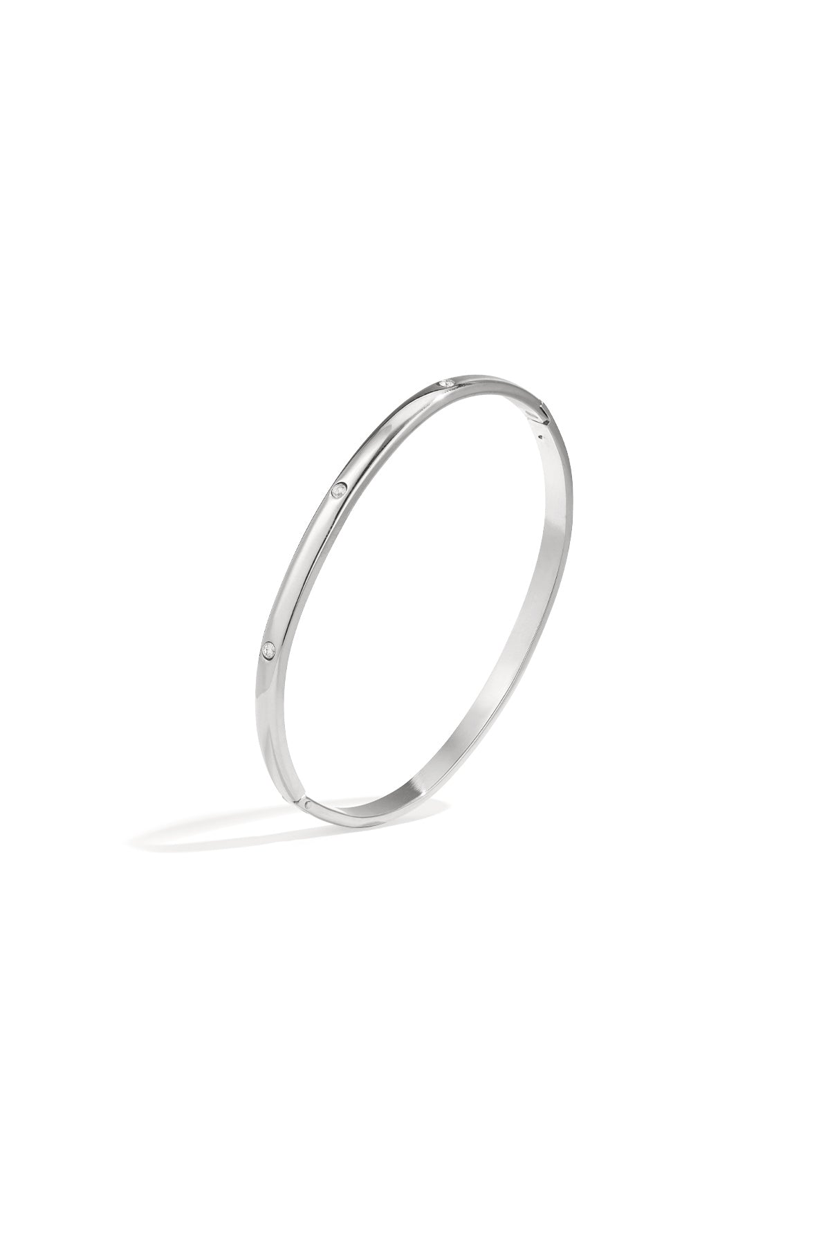 Bracciale con pietre sottili