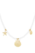 collana di perle con ciondoli marini