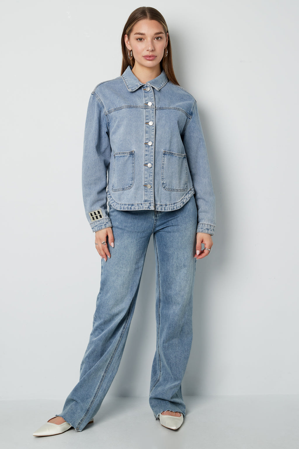 Giubbotto in Jeans Donna Taglio Classico con Patch Logo Marchio