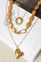 Collana con perline e chiusura frontale