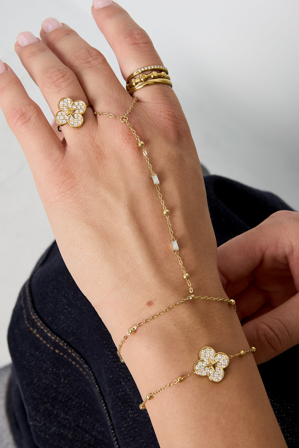 Collana da polso con perline e pietre rettangolari