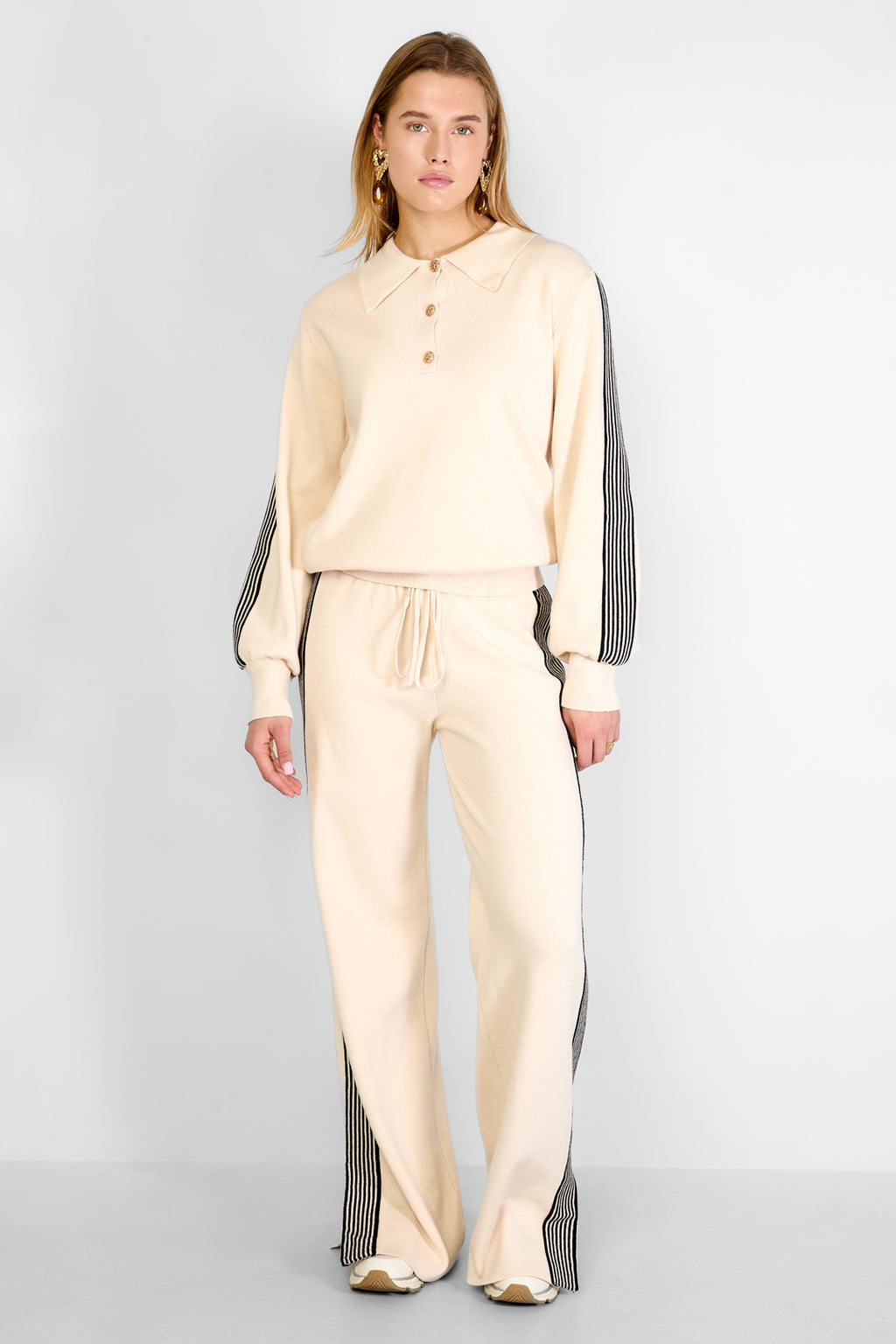 pantaloni in maglia a righe