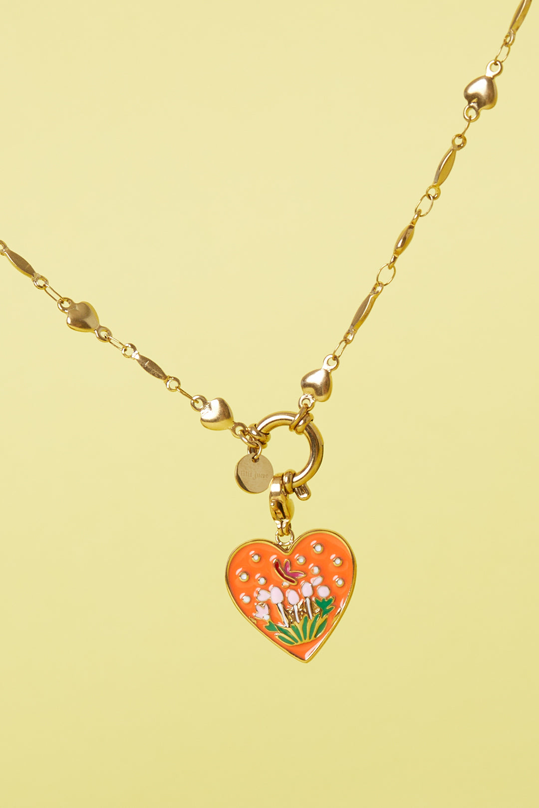 Ciondolo a forma di cuore con tulipani fai da te