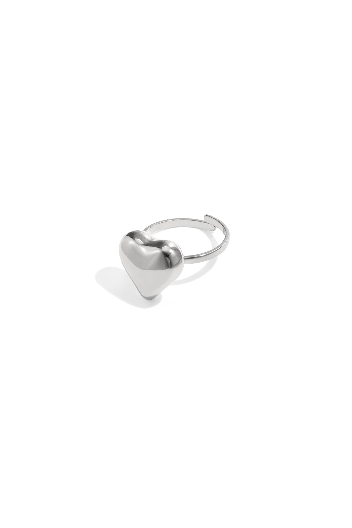 Anello statement classico a forma di cuore