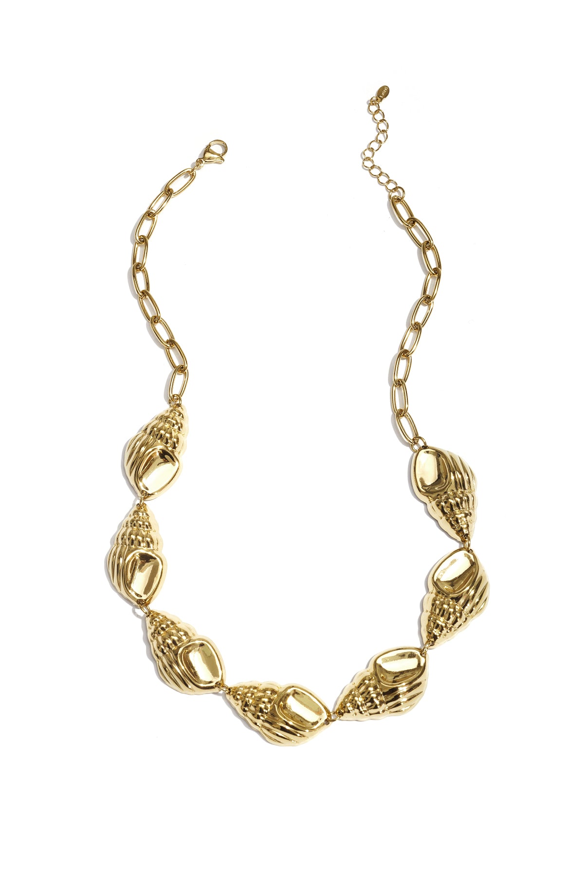 Collana importante con grandi conchiglie