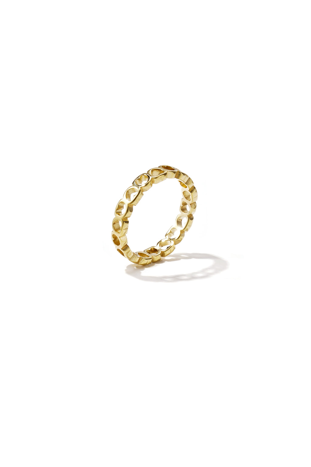 Anello con una fila di cuori vuoti