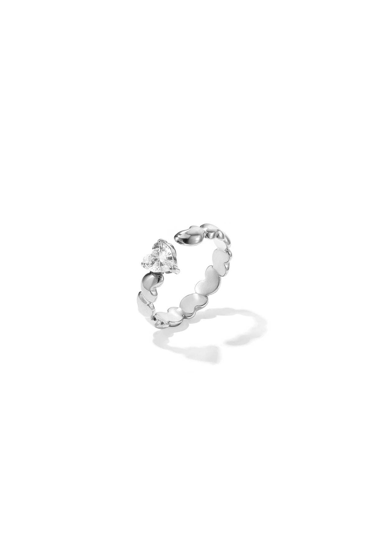 Anello con cuori e zirconi cubici alternati