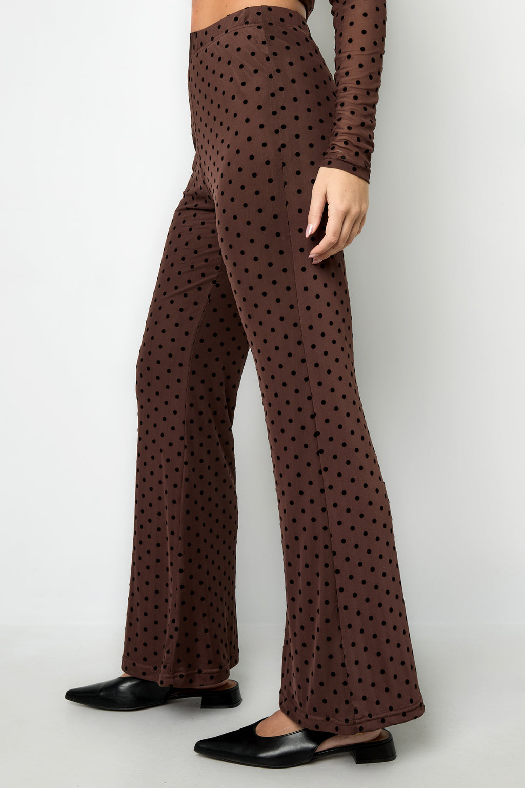 Pantaloni a pois