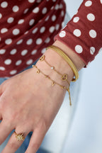 Bracciale a forma di cuore con pietre alternate