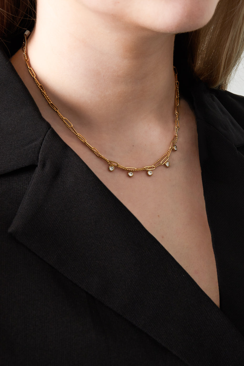 Collana a catena scintillante