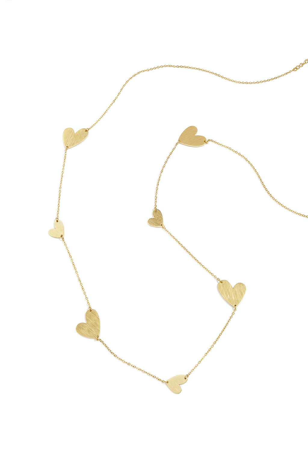 Collana lunga con cuori di varie dimensioni