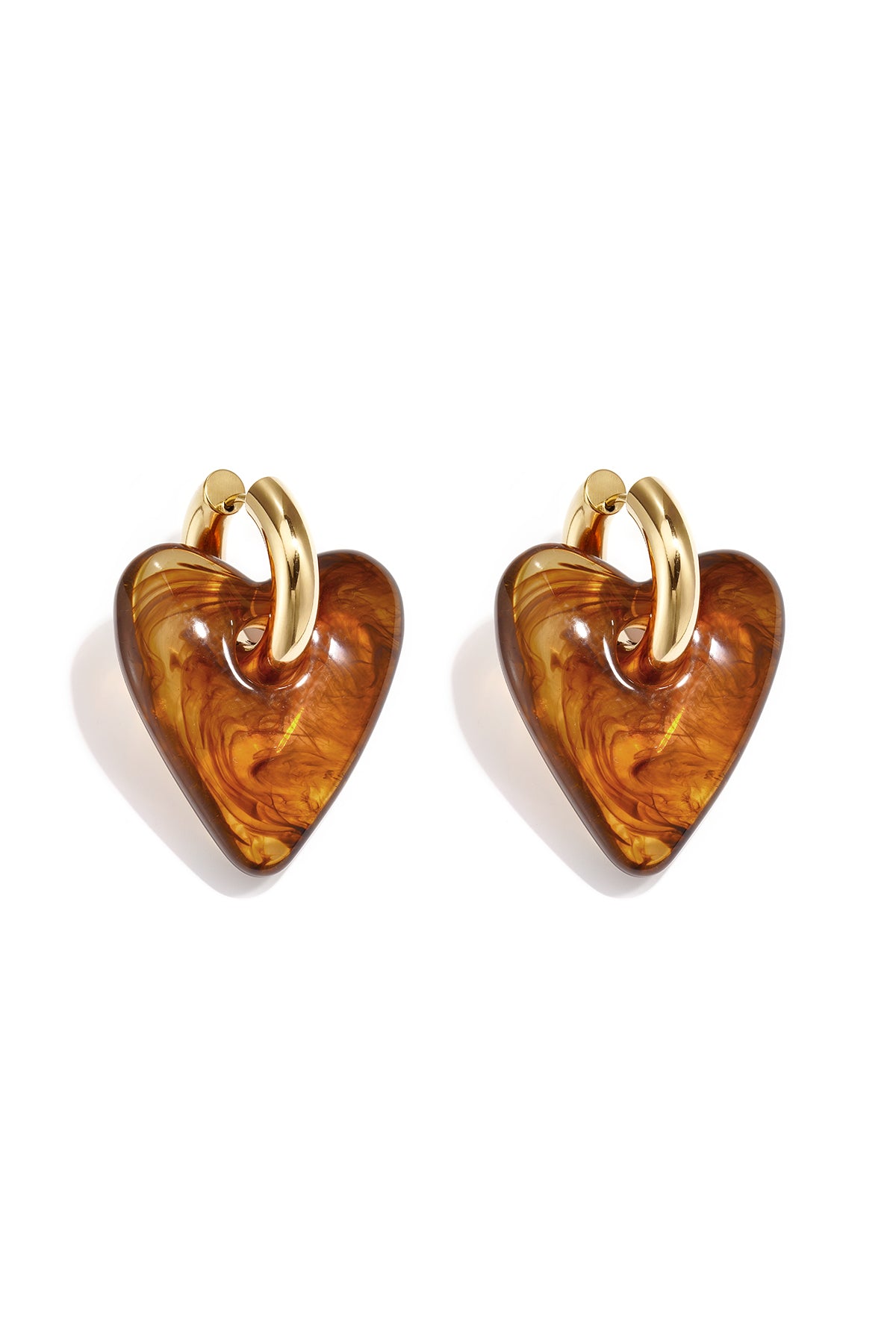 Orecchini a cerchio con ciondolo a forma di cuore in resina effetto tartaruga