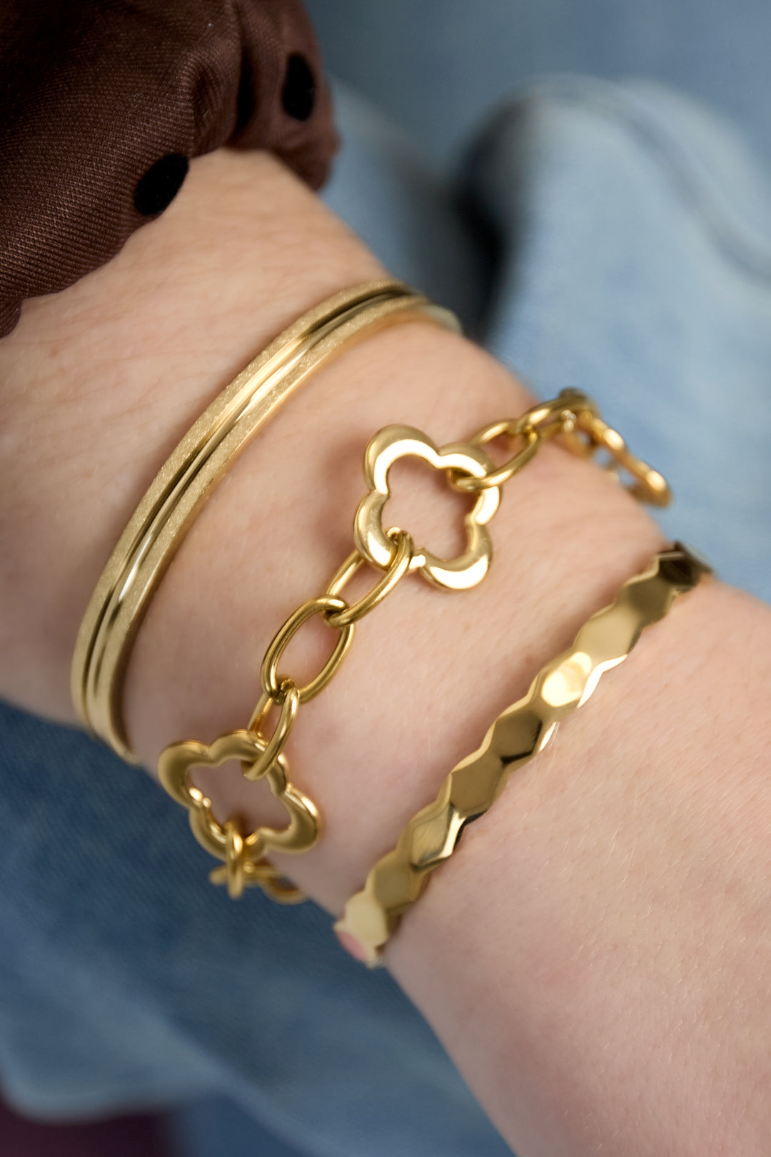 Bracciale rigido testurizzato