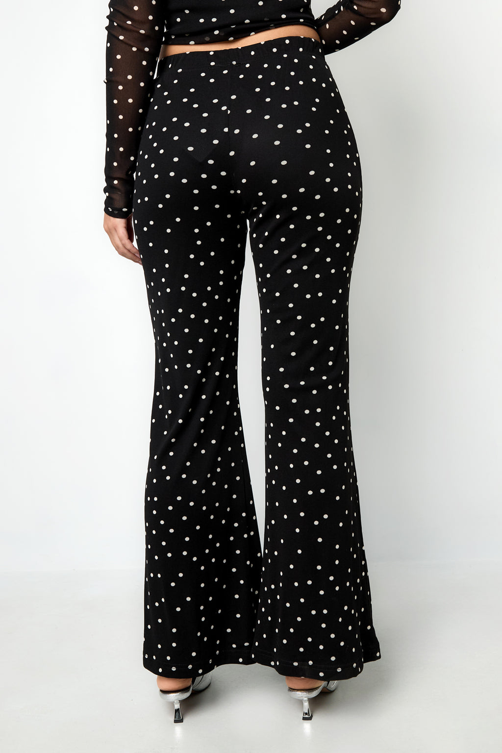 Pantaloni a pois