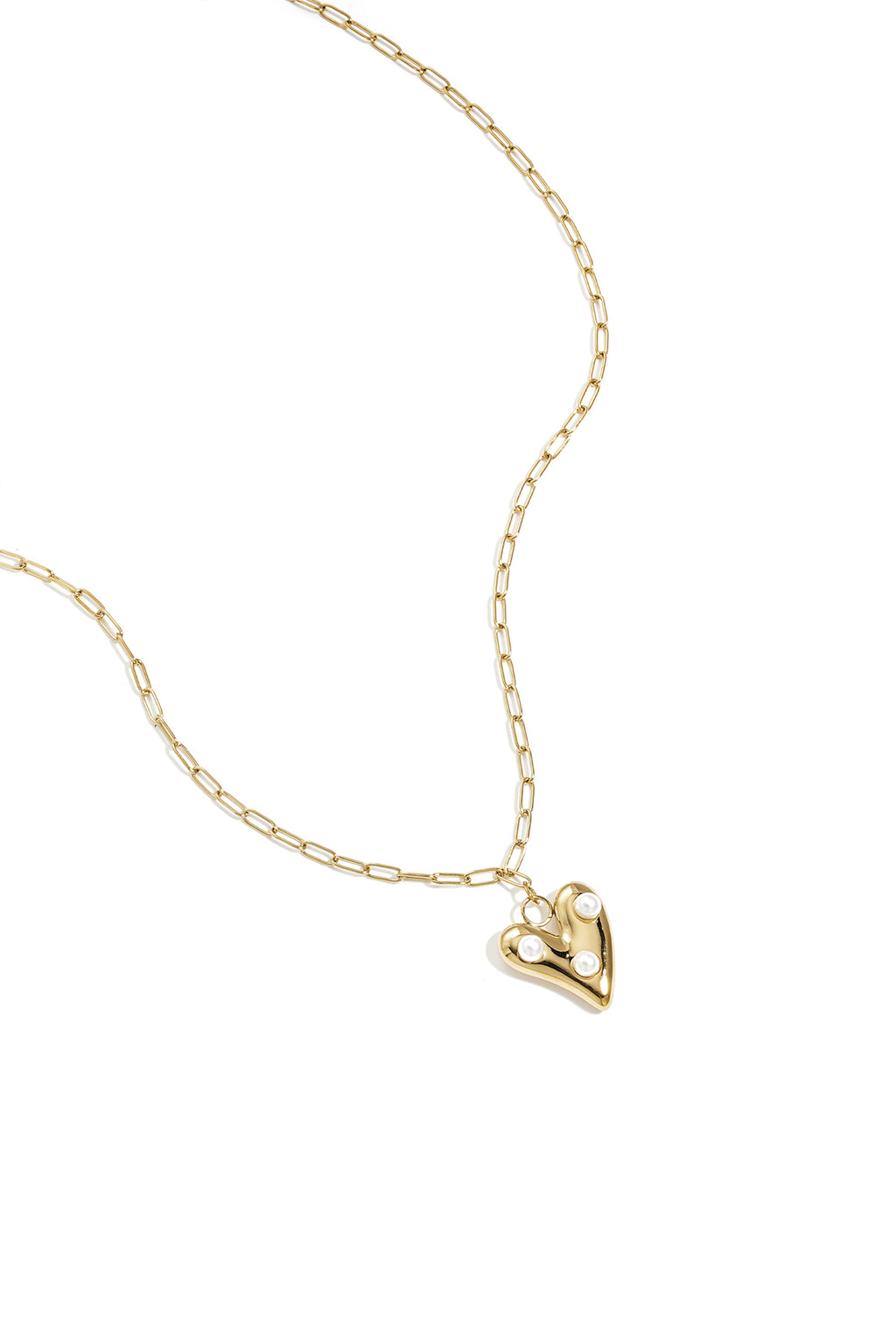 Collana con cuore pendente e perle