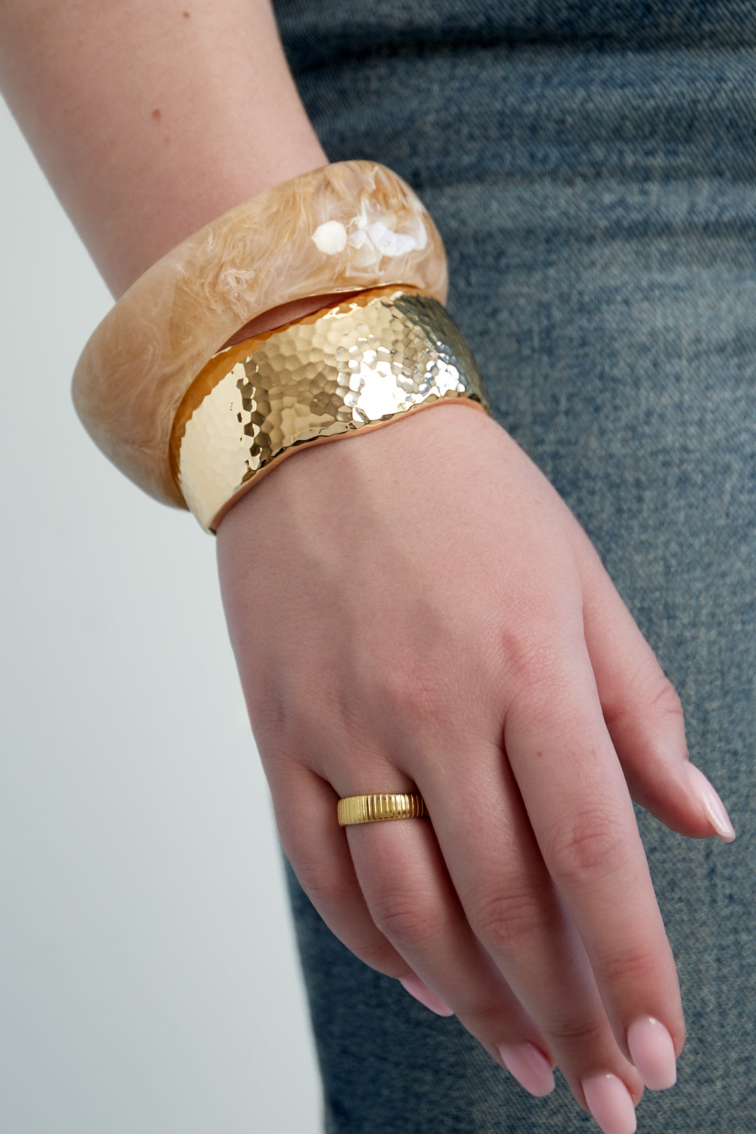 Bracciale in acrilico