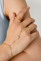 Collana con pietra preziosa incorniciata