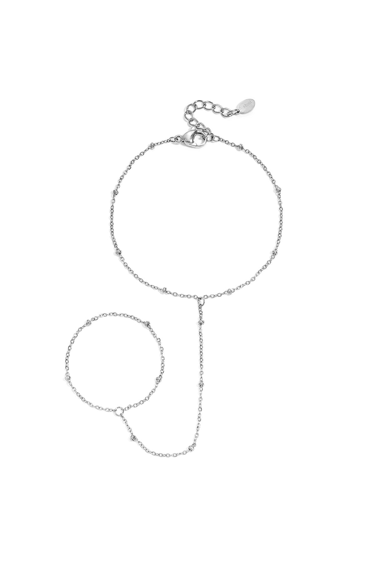 Collana con dettagli a sfera