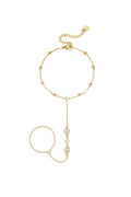 Collana con pietre decorative a forma di goccia