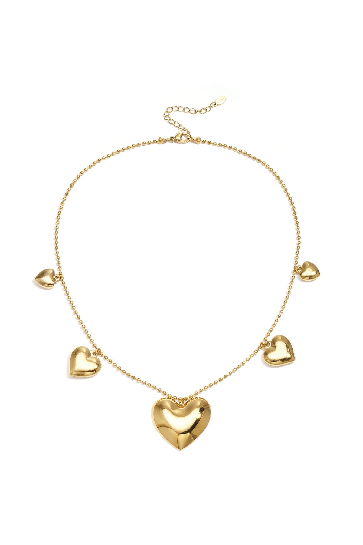 Collana con perline e cuori di diverse forme