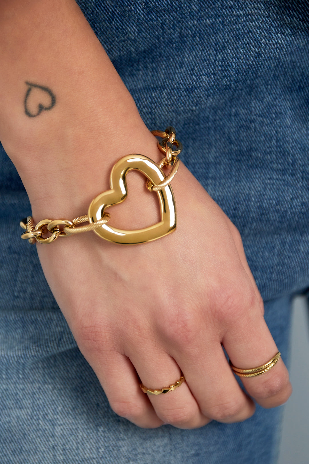 Bracciale a catena di cuori