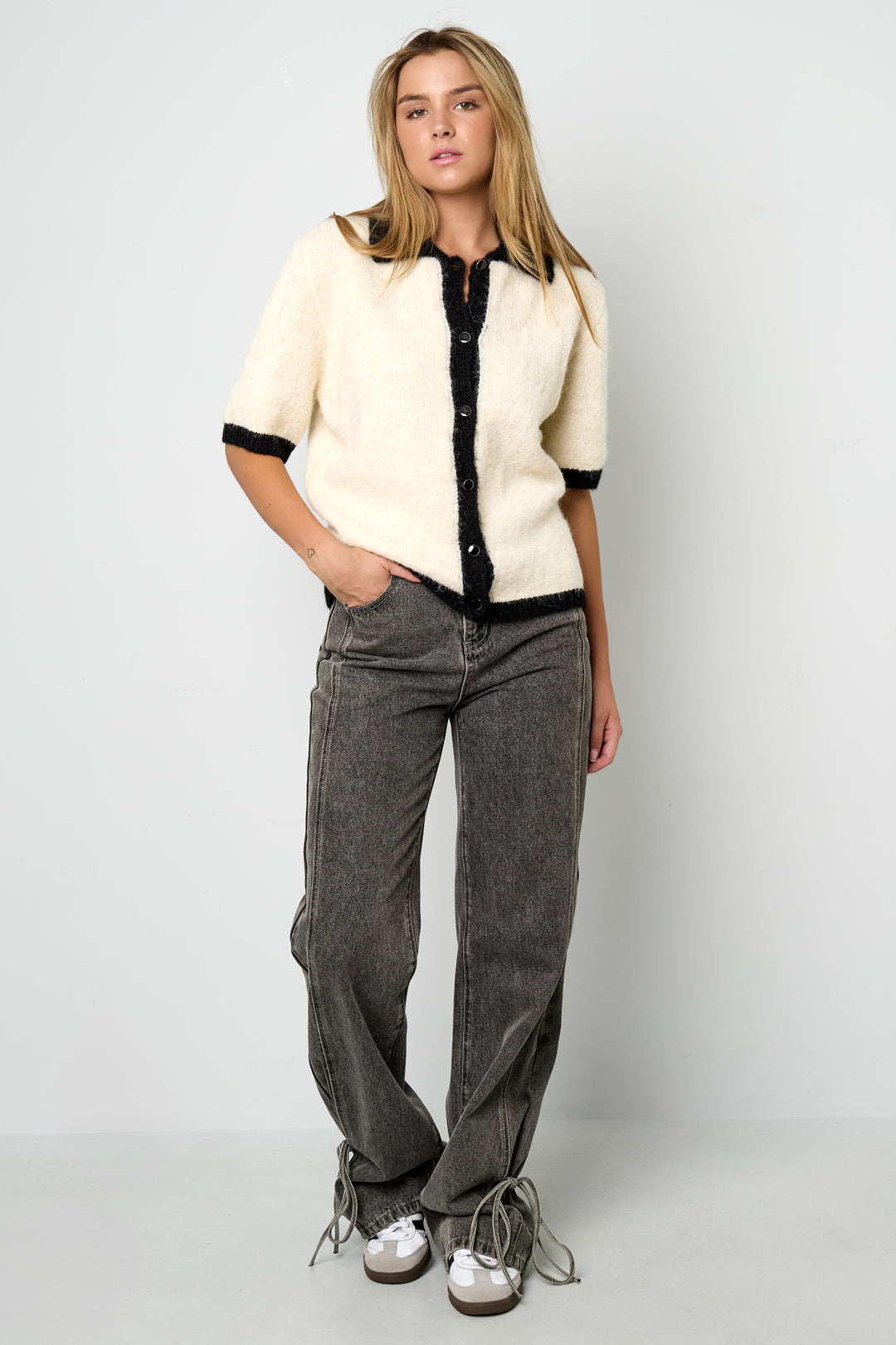 Cardigan in Fibra di Poliestere Intrecciata Donna Stile Casual Contrasto di Colori