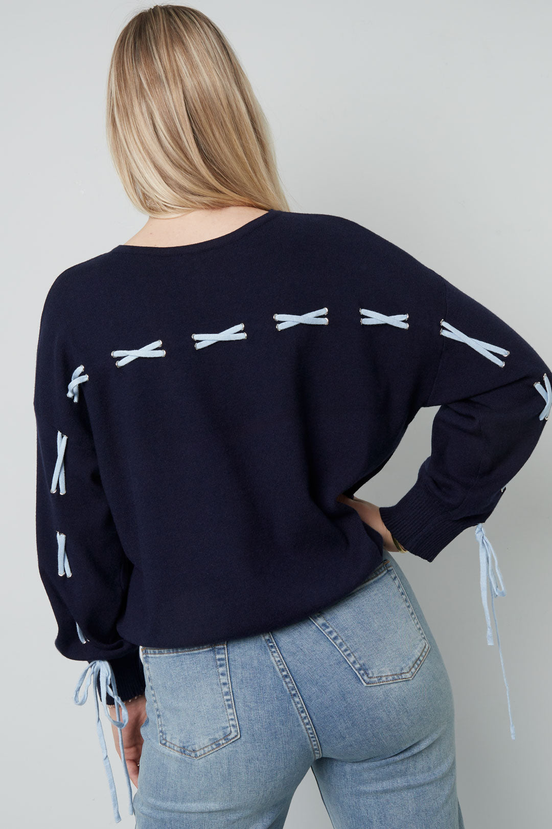 Maglione Donna in Viscosa Intrecciata Stile Casual Contrasto di Colori