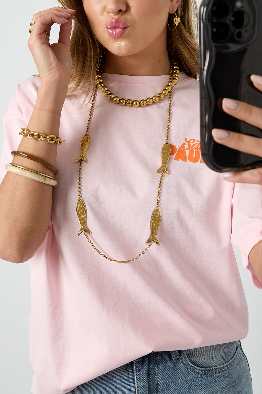 Collana lunga con pesce