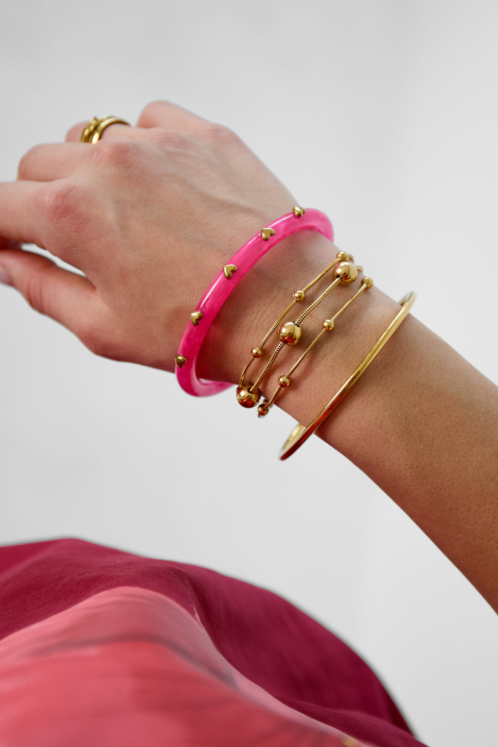 Bracciale con catene e pois