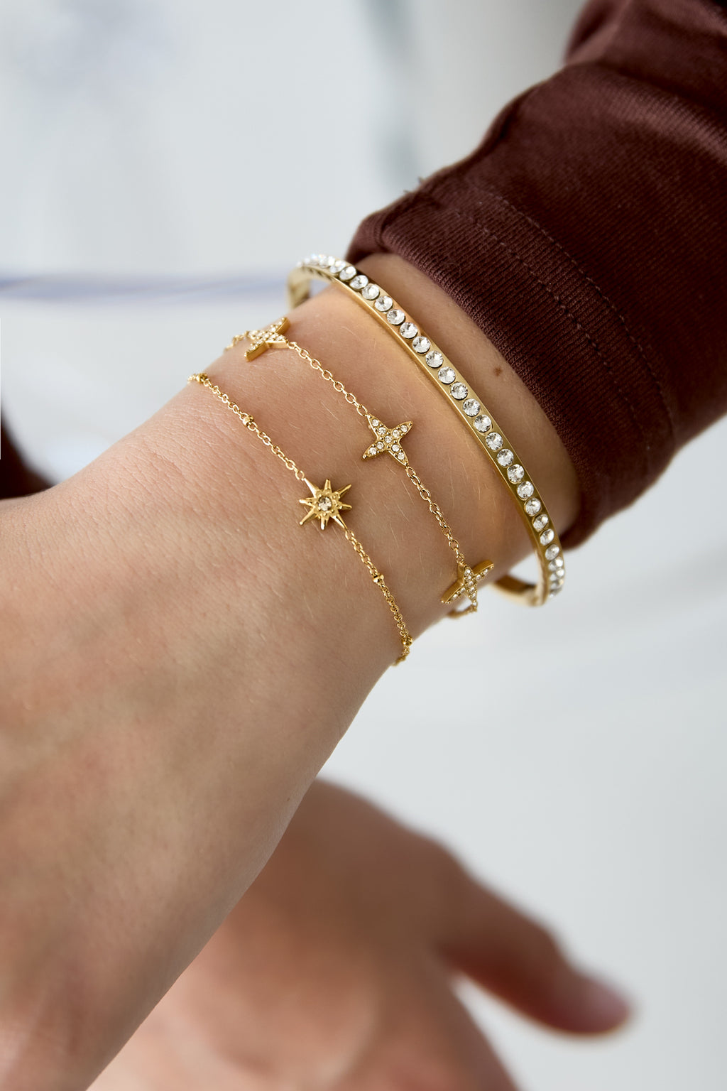 Bracciale con motivo a trifoglio e trifogli intarsiati