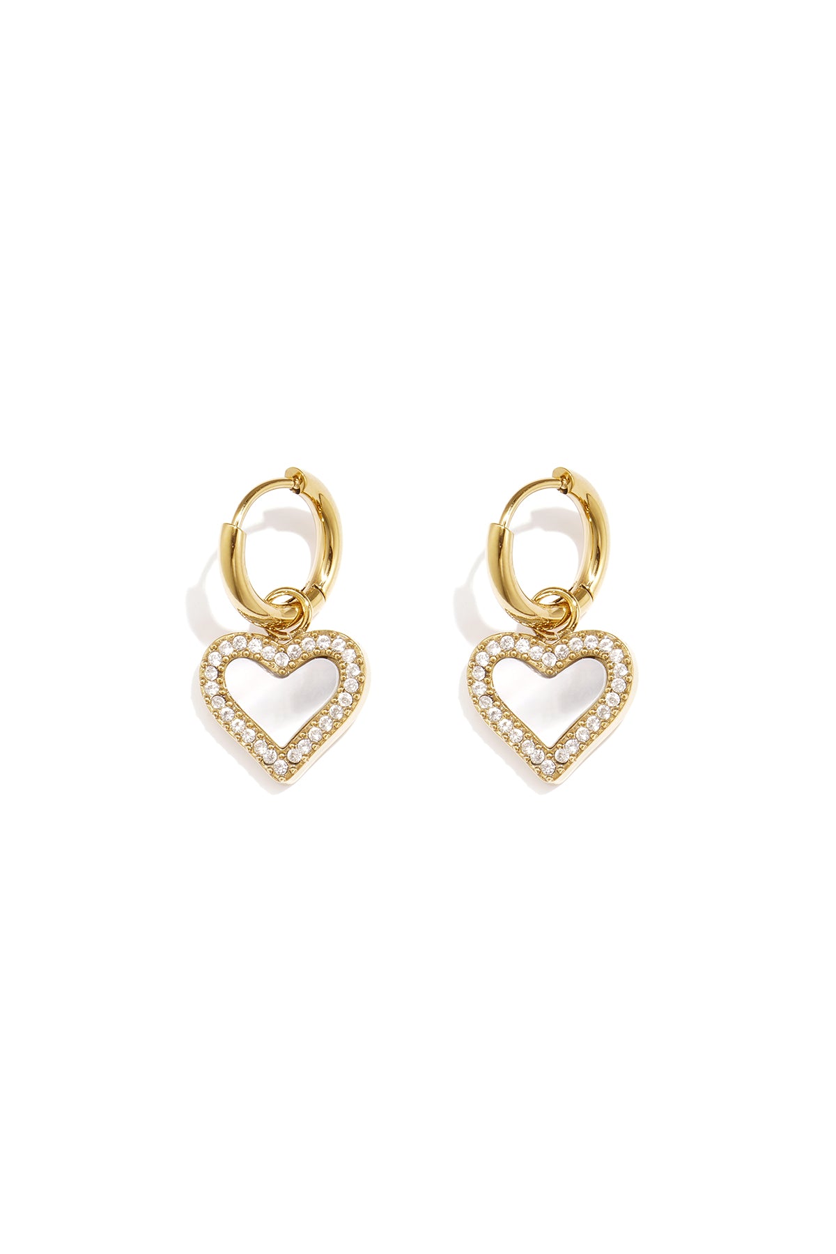 Orecchini con cuori pendenti in madreperla