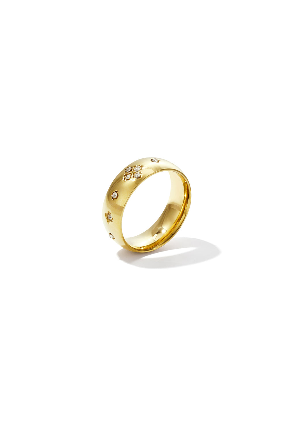 Anello con pietre a forma di trifoglio