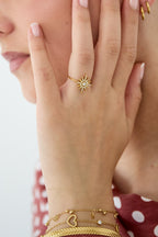 Anello regolabile con stella cadente e pietre
