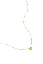 Collana con perla, pietra e cuore vistoso