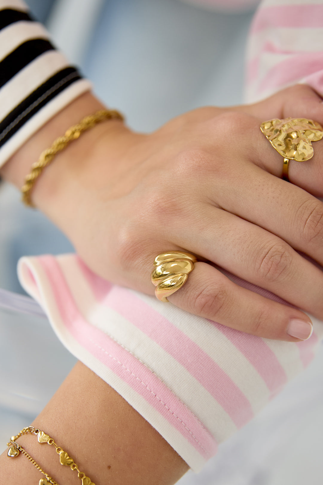 Anello regolabile con bolle