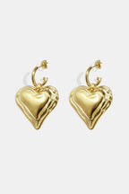 Orecchini con grande cuore pendente