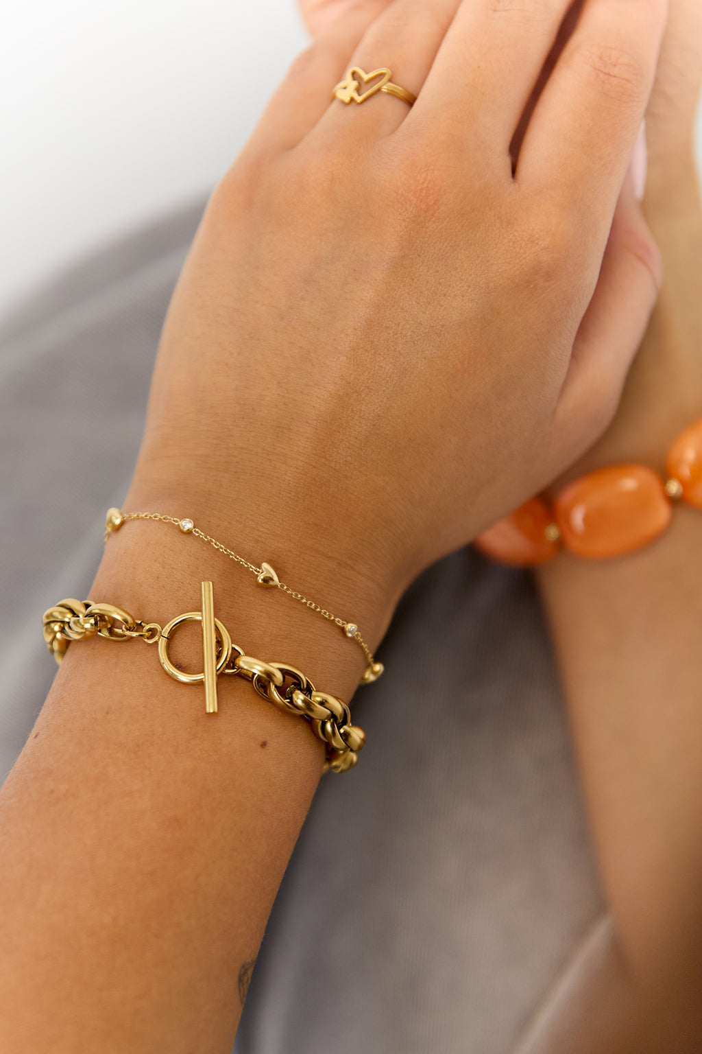Bracciale con cuori pieni