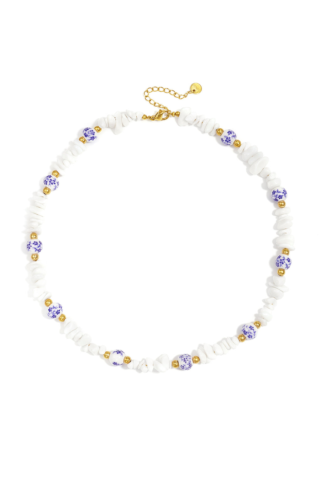 Collane con perline di pietra e perline bianche con fiori blu
